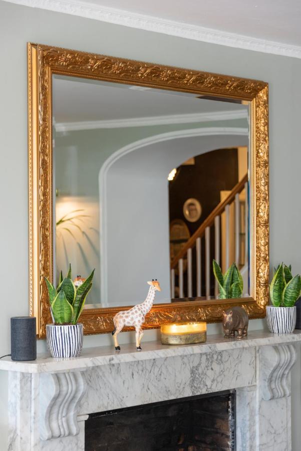 Cotswold Manor House - Country House Retreat With Hot Tub, Ideal For Large Groups Petty France Exteriér fotografie