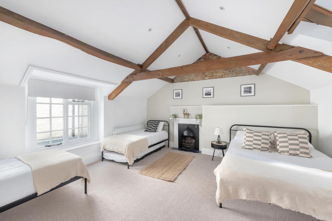 Cotswold Manor House - Country House Retreat With Hot Tub, Ideal For Large Groups Petty France Exteriér fotografie